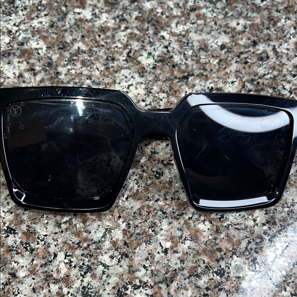Louis Vuitton Black Sunglasses